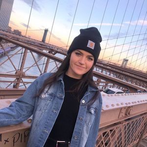 Meet your Posher, Lexus